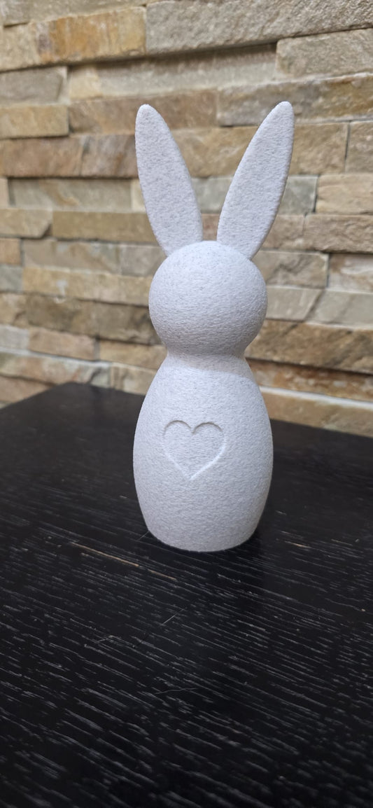 Coelhinho de Páscoa Minimalista com Coração